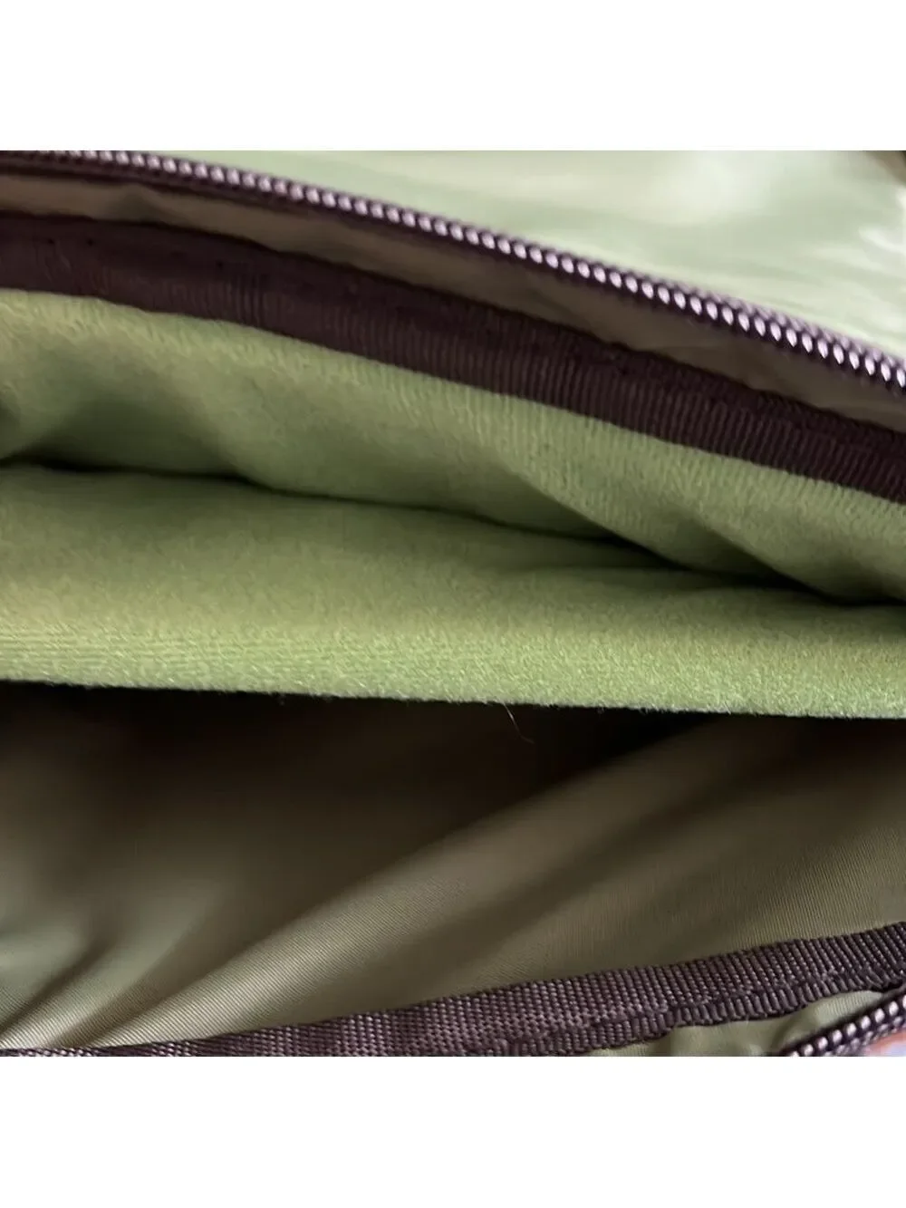 𝅺tragus TABLET/ HANDBAG